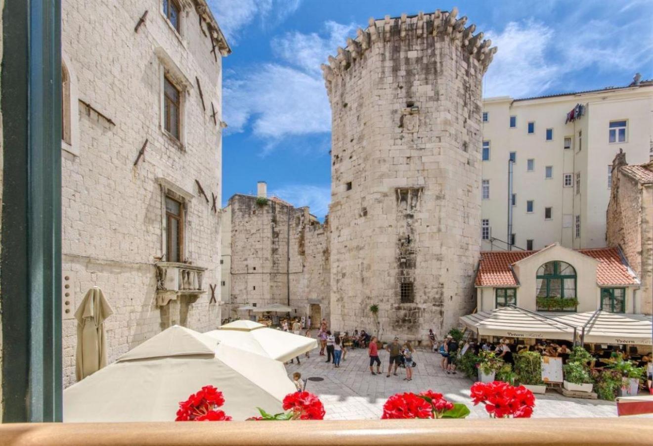 Stone Pearl Heritage Luxury Suite Split Eksteriør bilde