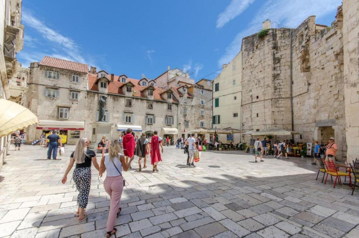 Stone Pearl Heritage Luxury Suite Split Eksteriør bilde