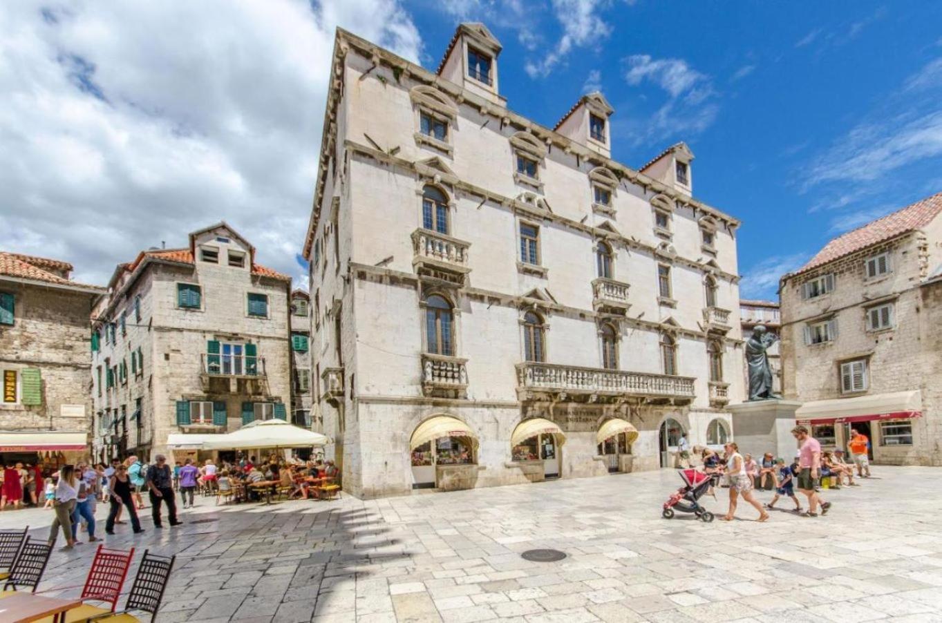 Stone Pearl Heritage Luxury Suite Split Eksteriør bilde